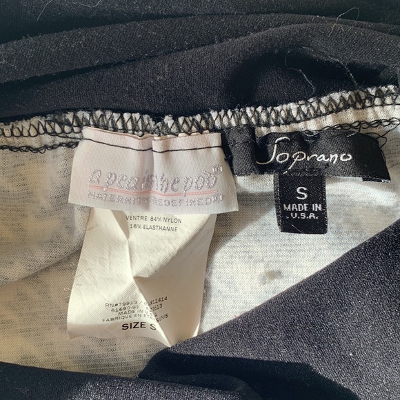 A Pea in the Pod Houndstooth Maternity skirt - Picture 3 of 3